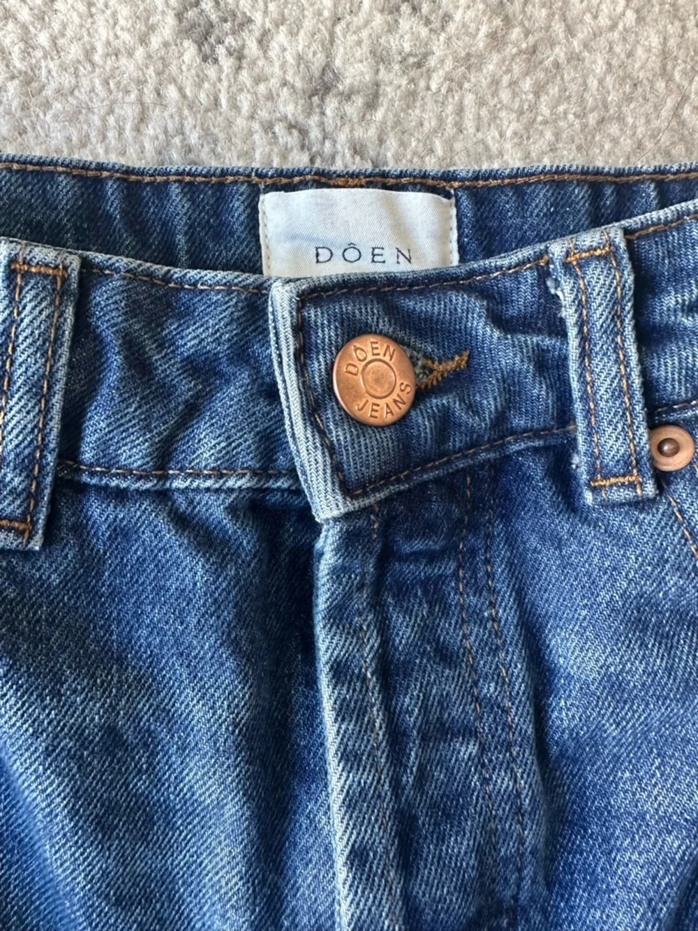 DOEN High-Rise Diana Jeans in Bleu D’Hier Size 27 - Picture 4 of 5